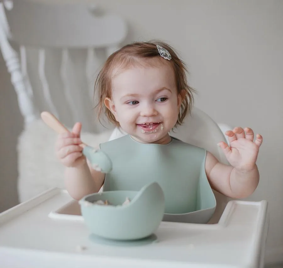 Glitter & Spice Silicone Food Bib - Marble